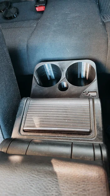 Khay để ly sau BMW E46 + chỗ gắn ổ USB - Image 2