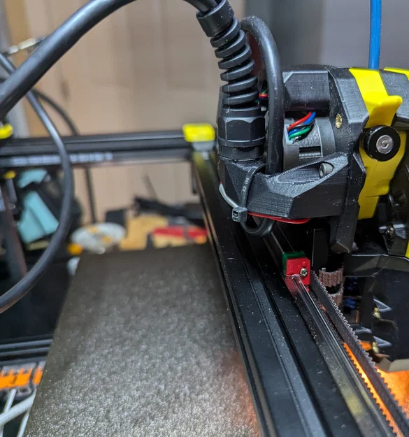 SB2209/SB2240 - CW2 Cable Bridge, PG7 có khoét cho cáp CAN - Image 1