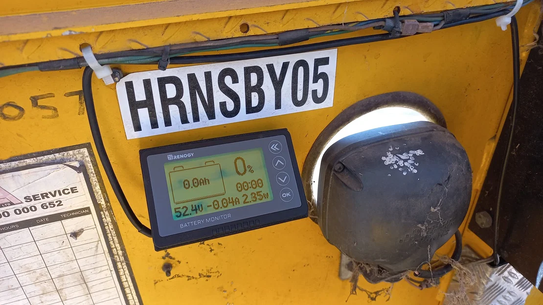 Giá đỡ màn hình cho Renogy 500A Battery Monitor - Image 2