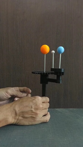 Mô hình cầm tay Mặt Trời, Trái Đất và Mặt Trăng - Image 2