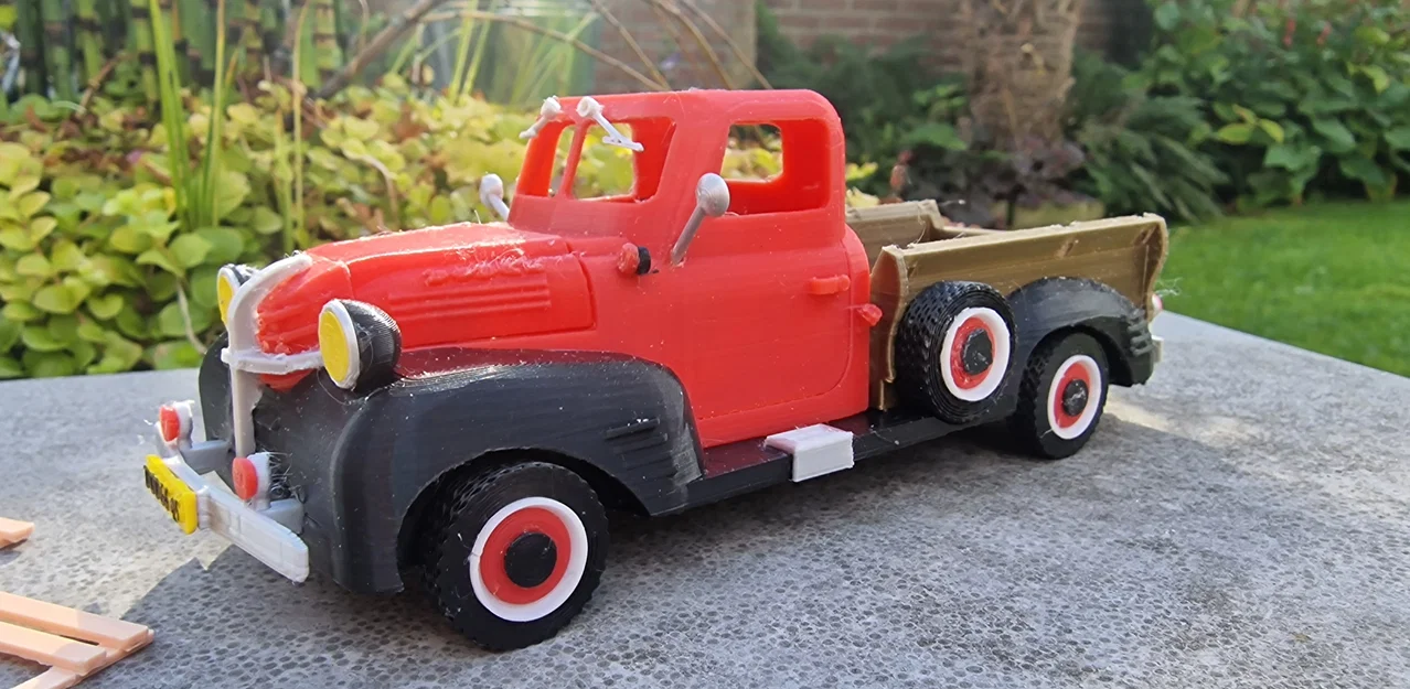 Mô hình xe bán tải cổ điển Dodge 1946 in 3D đẹp mắt - Image 2