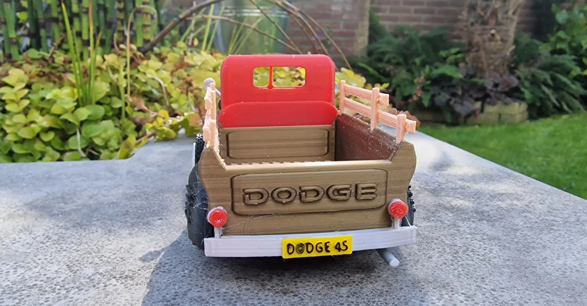 Mô hình xe bán tải cổ điển Dodge 1946 in 3D đẹp mắt - Image 21