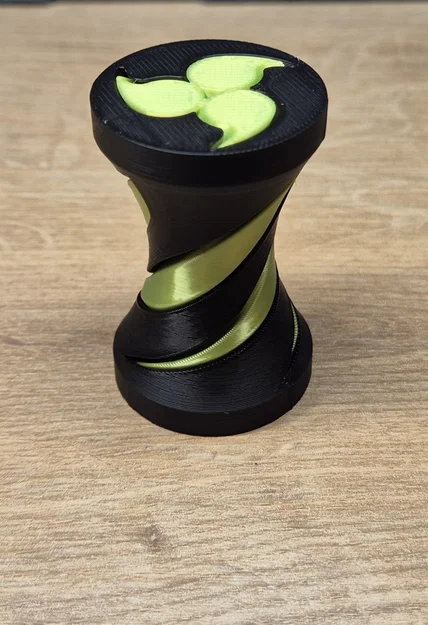 Đồ chơi xoay 3D Impossible Tomoe Passthrough Vortex Fidget độc đáo - Image 3