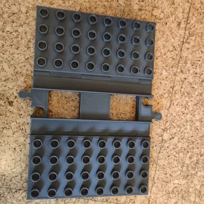Ga tàu Duplo compatible với baseplate 2 mặt cho đường ray