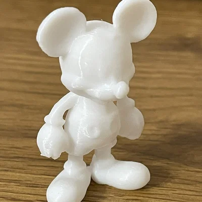 Mô hình Mickey Mouse (đứng) thiết kế tối ưu cho vẽ tay 3D