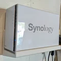 Kệ treo tường siêu chắc cho NAS SYNOLOGY DS223J (có thông gió) - Thumbnail 1