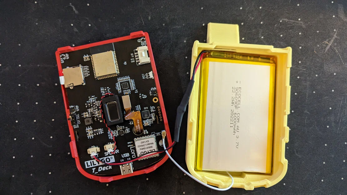 Case T Deck (T Deck case) cho pin Lithium Ion & anten - Image 5