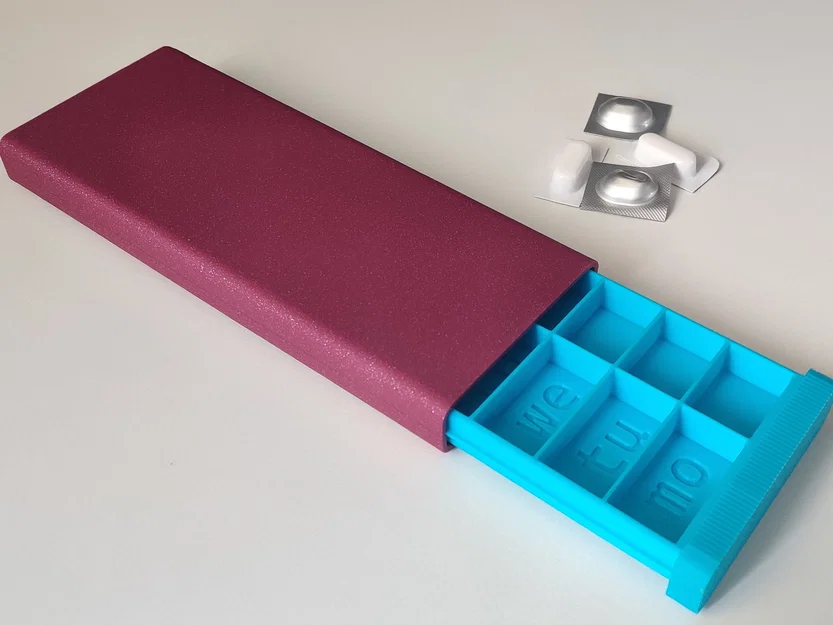 Hộp đựng thuốc (Medicine pill box) - Image 1