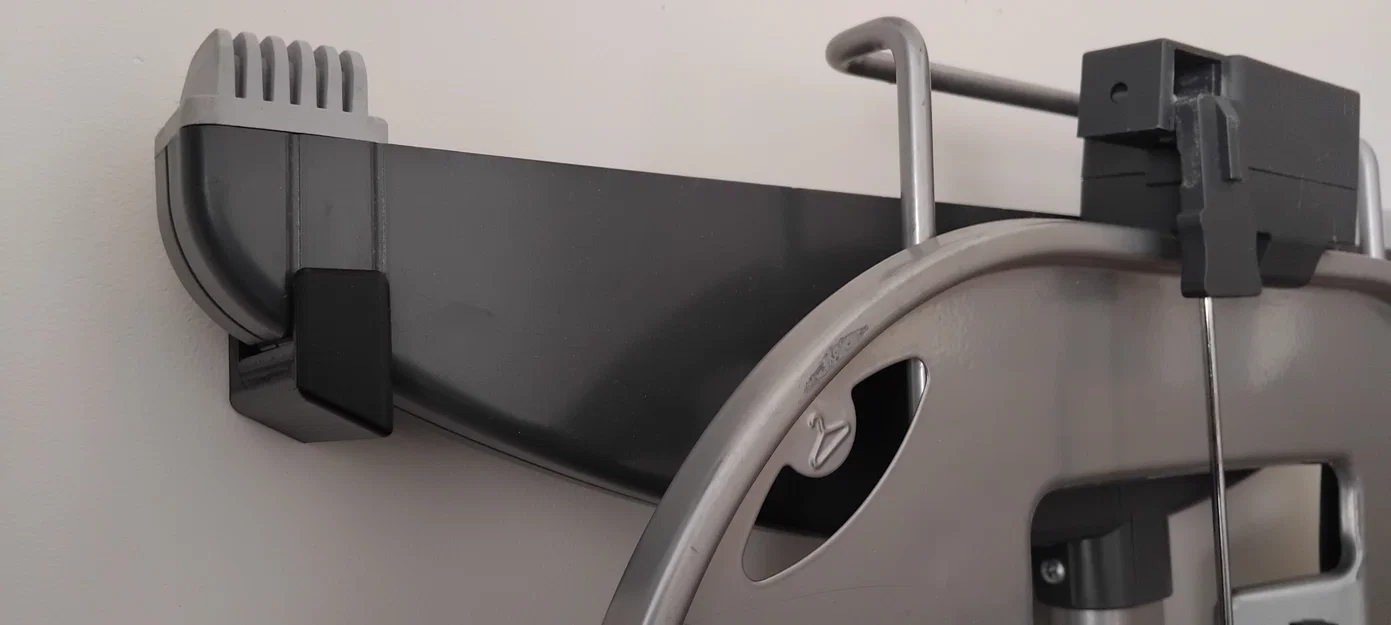 Giá treo tường cho cầu là Vileda Total Reflect - Image 1