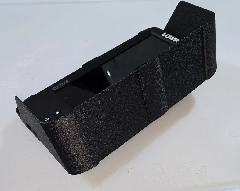 Mái che chống chói cho thiết bị định vị cá Lowrance Eagle 9 - Image 10