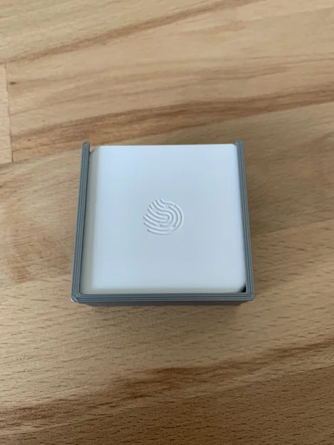 Giá treo tường cho nút nhấn thông minh Sonoff SNZB-01 - Image 1