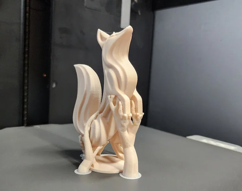 Tác phẩm điêu khắc chú cáo đang nhảy múa - Image 6