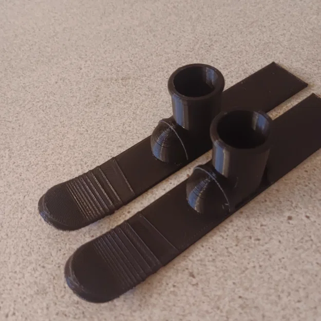 Bộ ván trượt tuyết mini cho ngón tay (Ski Slats Finger Toy) độc đáo - Image 2