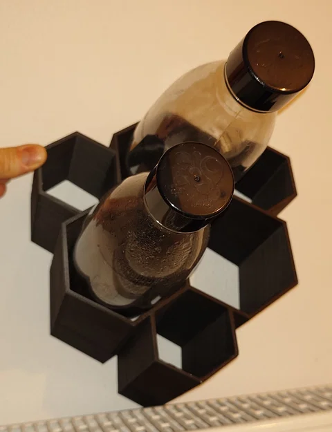 Giá treo tường Sodastream và chai sirup (Thiết kế tổ ong thông minh) - Image 1