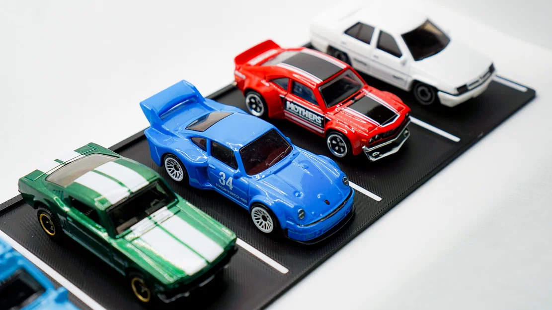 Bãi Đậu Xe (5 Ô) - Diorama Tỉ Lệ 1:64 - Image 14