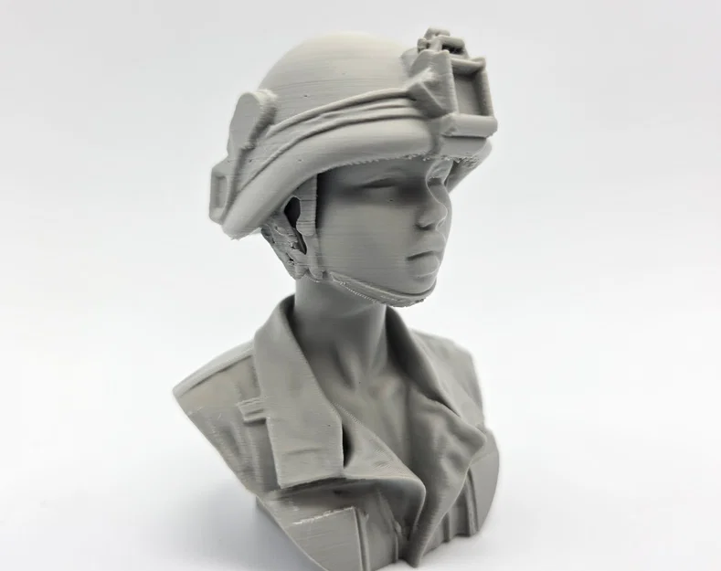 Mô hình tượng bán thân nữ quân nhân (Female Army Soldier Bust) in 3D - Image 2
