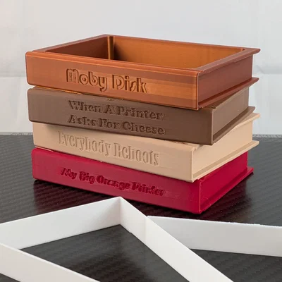 Ống Đựng Bút/Đồ Dùng Học Tập Hình Chồng Sách
