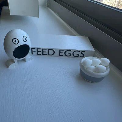 Mô hình game Feed Eggs từ "I Think You Should Leave with Tim Robinson" có đế nam châm