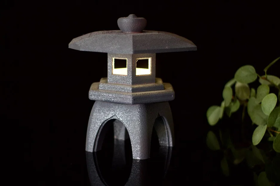 Đèn lồng Nhật Bản tōrō (Japanese tōrō Lantern) - Image 1