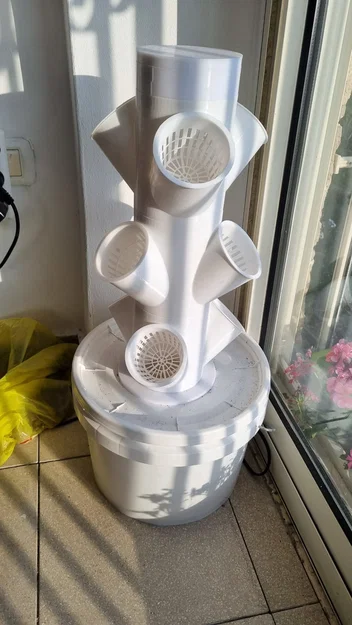 Mô hình tháp thủy canh (hydroponic tower) dùng rọ 3 inch - Image 1