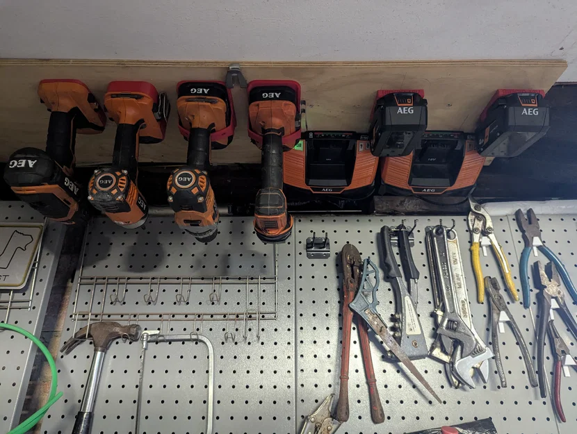 Giá treo máy công cụ cầm tay AEG/Ridgid - Image 1