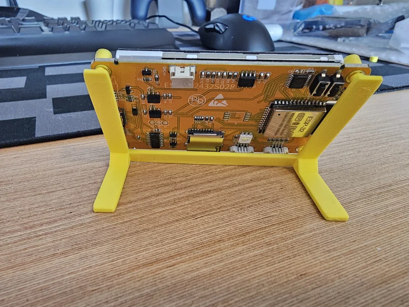 Khung đỡ 3D cho màn hình Cheap Yellow Display 2.8 inch - Image 4