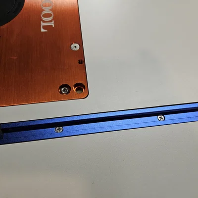 Nắp chặn đầu T-Track (End Caps) tiện lợi cho bàn làm việc