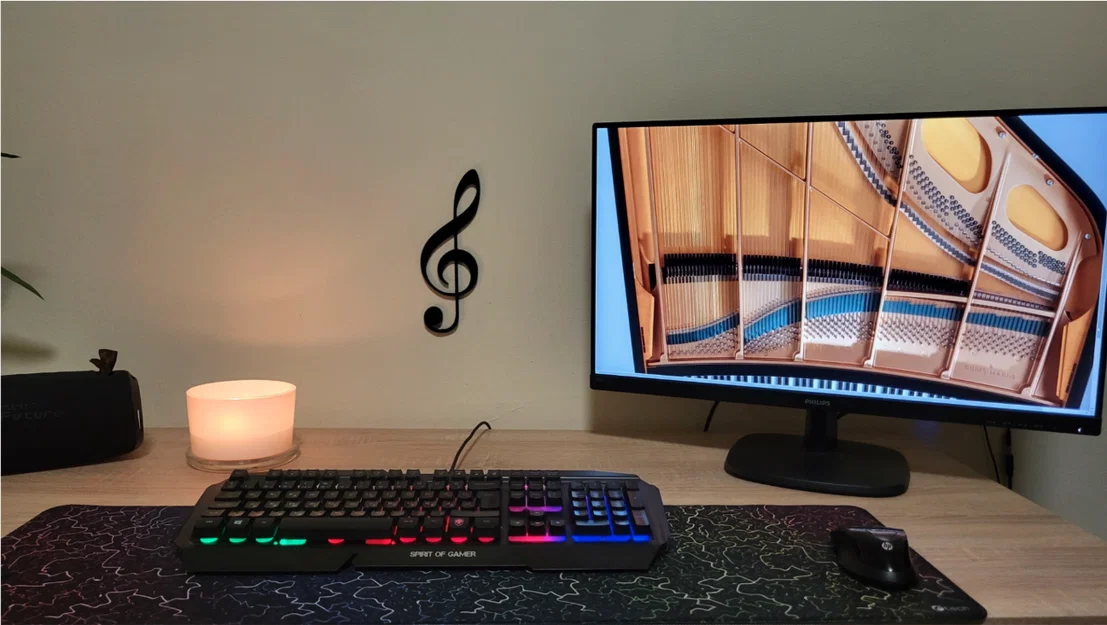 Trang trí tường hình khóa Violin - Image 1