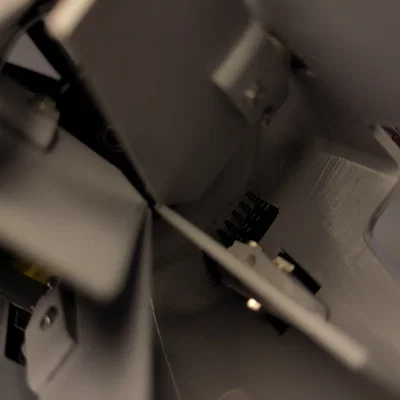 Drone quạt ống điều hướng lực đẩy (Ducted fan thrust vectoring drone)