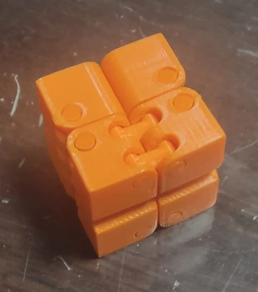 Infinity Fidget Cube - Khối Lập Phương Xoay Vô Tận Giải Tỏa Căng Thẳng - Image 1
