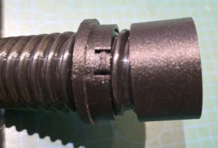 Khớp nối xoay ống hút bụi 360 độ cho bộ chụp máy mài (Swivel Connector) - Image 1