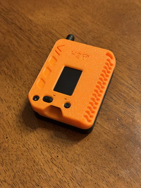 Hộp đựng Heltec T114 (Meshtastic) tùy chỉnh pin 2200mAh - Image 1