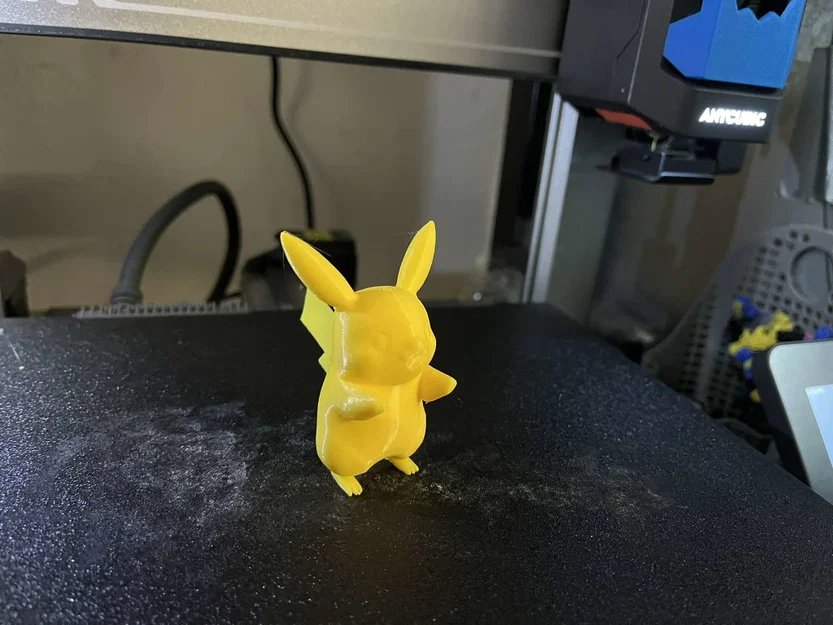 Mô hình Pokemon Pikachu chân thực - Image 1