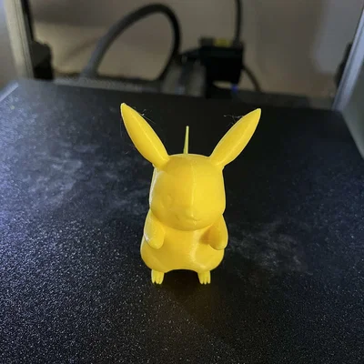 Mô hình Pokemon Pikachu chân thực