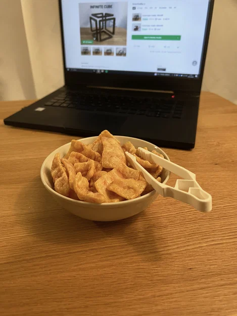 Đũa Gắp Snack Đeo Ngón Tay - Image 2
