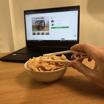 Đũa Gắp Snack Đeo Ngón Tay