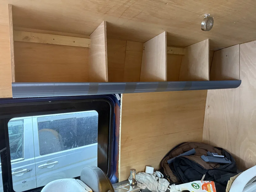 Chi tiết bo góc tủ trần cho Camper (dạng tròn) - Image 1