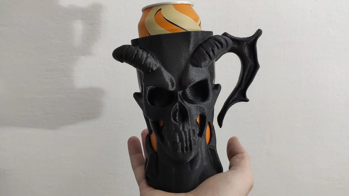 Giá đỡ lon bia 0.5L hình đầu lâu quỷ sừng dài - Cốc đựng bia độc đáo - Image 1