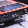 Chân đế nghiêng và giá gắn pin cho AKAI MPC ONE+ - Thumbnail 2