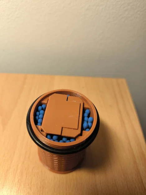 Hộp chống nước đựng diêm và đồ nhóm lửa - Image 4