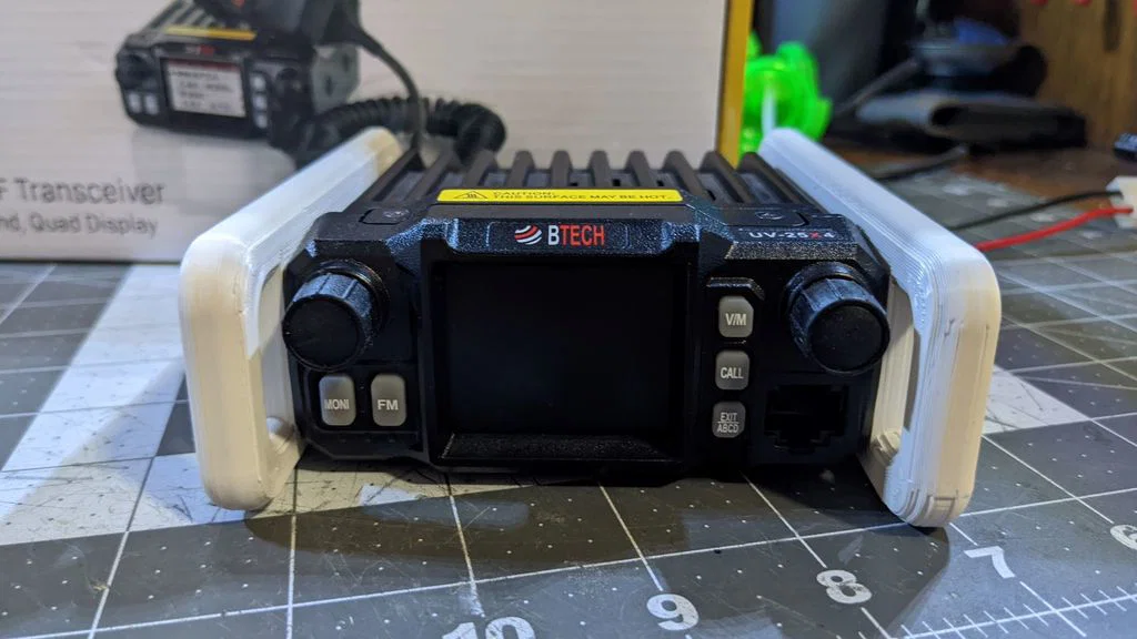 Bộ khung (Cage) / Ray gắn cho BTech UV-25X4 - Image 2