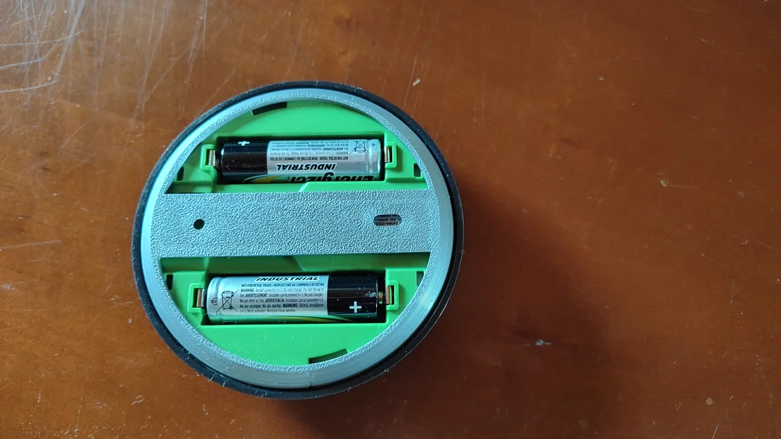 Giá đỡ treo tường cho cảm biến hiện diện Loxone (Loxone Presence Sensor) - Image 1