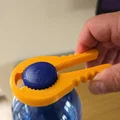 Dụng cụ mở chai PET - Hỗ trợ cho người bị Gút và Thấp khớp V2 - Thumbnail 2