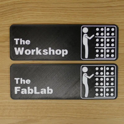 Bảng hiệu tuỳ biến Workshop “The Office” kèm kệ và mô hình máy