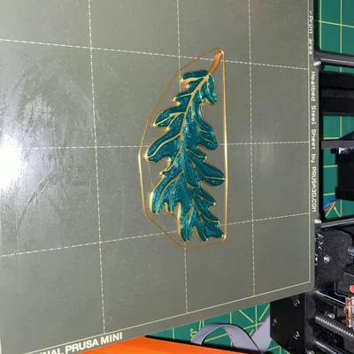 Lá sồi rụng (Fallen oak leaf)