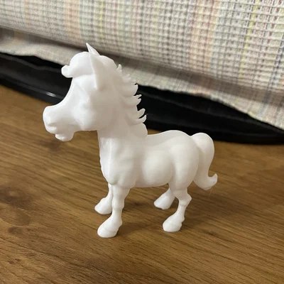 Mô hình ngựa hoạt hình dễ thương để tô màu trang trí