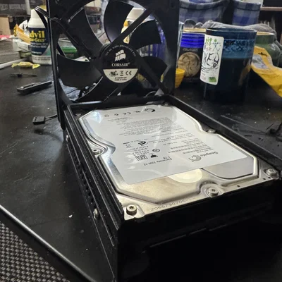 Lồng HDD Modular (Modular HDD Cage)