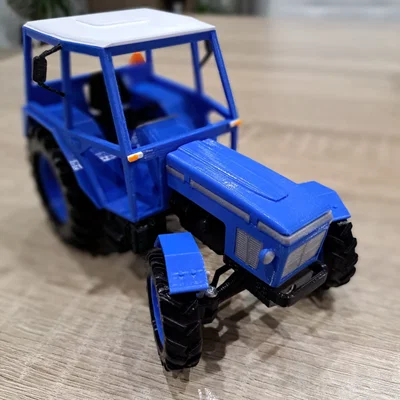 Mô hình máy kéo nông nghiệp Zetor 5748 in 3D siêu chi tiết