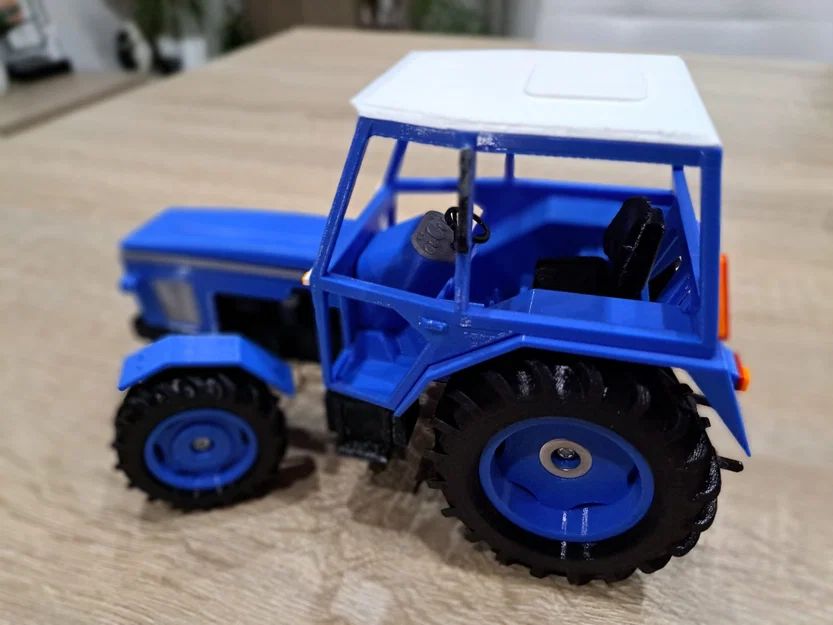 Mô hình máy kéo nông nghiệp Zetor 5748 in 3D siêu chi tiết - Image 4