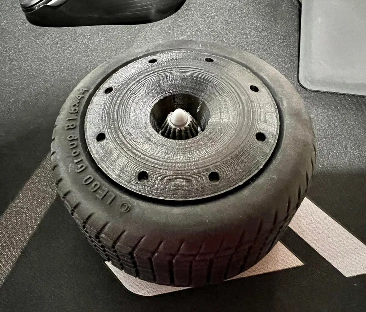 Wheel Disc chân thực kèm nut cho Lego McLaren F1 42141 hoặc Mercedes 42171 - Image 1